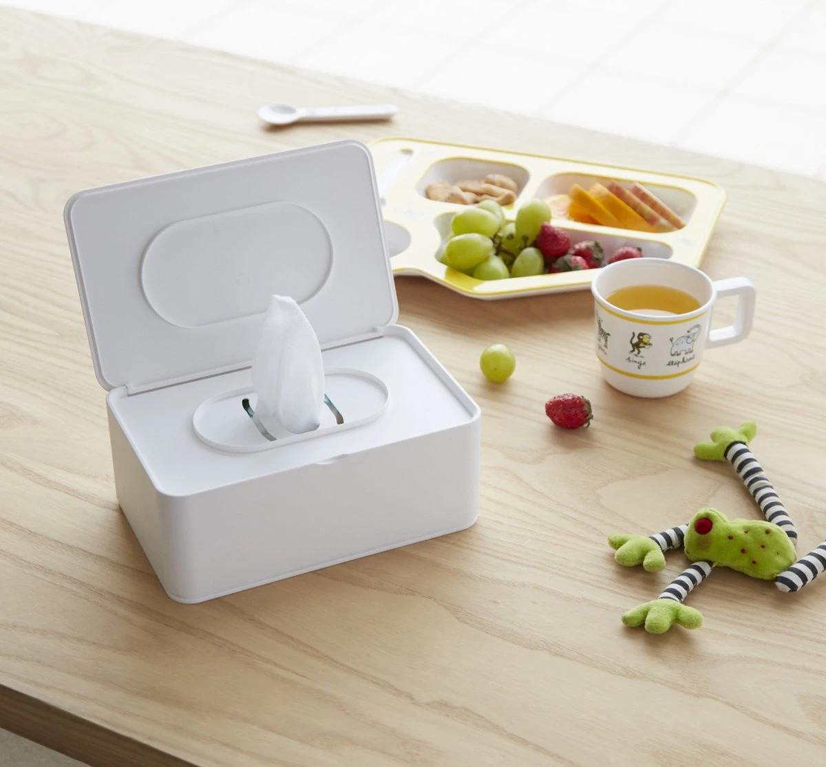 Yamazaki Bakje Voor Vochtige Doekjes - Wit - Met Deksel 14 Yamazaki Bakje Voor Vochtige Doekjes - Wit - Met Deksel - Afbeelding 12