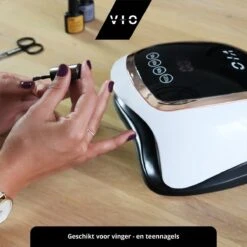 VIO V1 Nageldroger Voor Gellak Met 2M Lang Snoer - Manicure En Pedicure - Krachtige 168 Watt UV Lampen - Nagelstudio 12 VIO V1 Nageldroger Voor Gellak Met 2M Lang Snoer - Manicure En Pedicure - Krachtige 168 Watt UV Lampen - Nagelstudio -Max Factor Winkel 1200x1200 1427