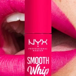 NYX Professional Makeup - Smooth Whip Matte Lip Cream Pillow Fight - Vloeibare Lippenstift - 4ML -Max Factor Winkel 1200x1200 93