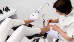 SUNfeet UV Lamp Op Statief - Lamp Voor Gelnagels 80W - LED Lamp Nagels - Gellak Lamp - Nageldroger - Wit -Max Factor Winkel 1200x674 2