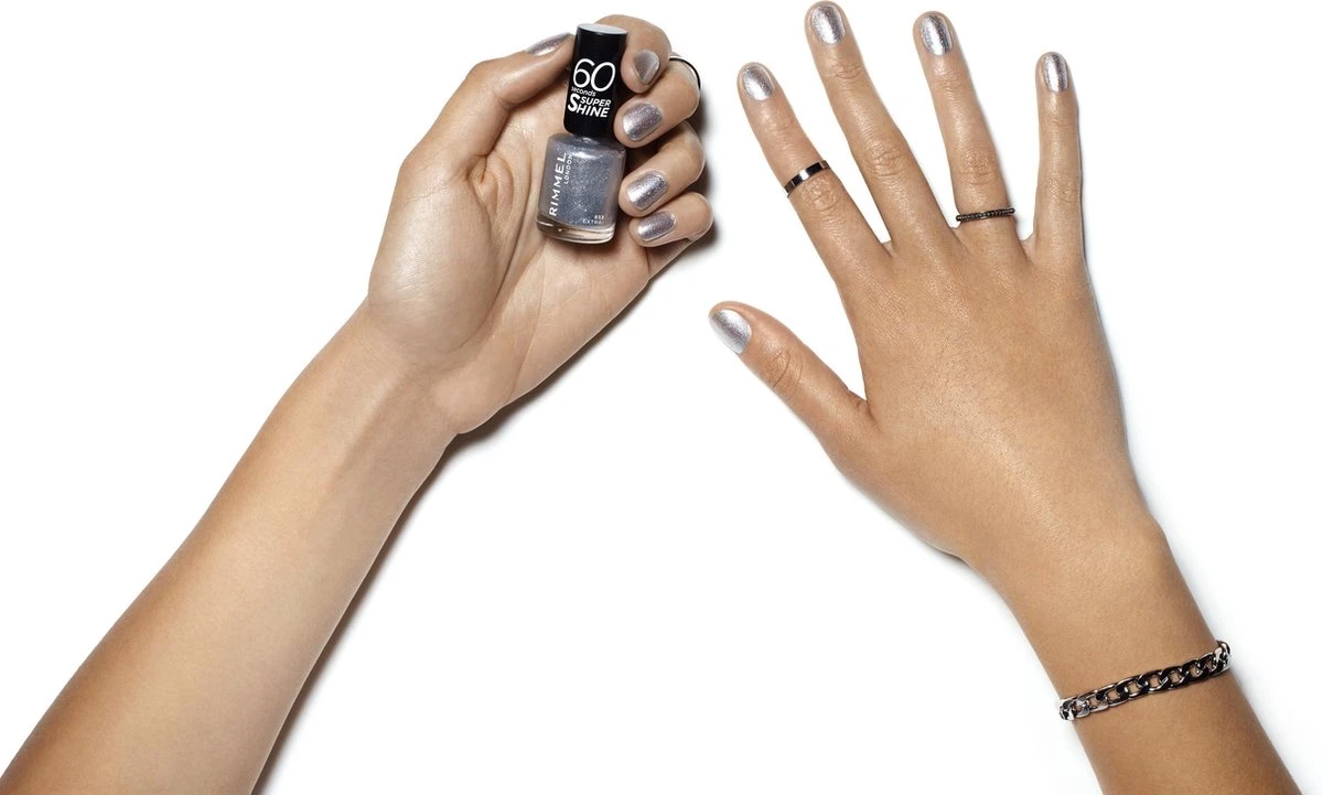 Rimmel London 60 Seconds Nagellak Special Effect Glitter - 33 Zilver 4 Rimmel London 60 Seconds Nagellak Special Effect Glitter - 33 Zilver - Afbeelding 2