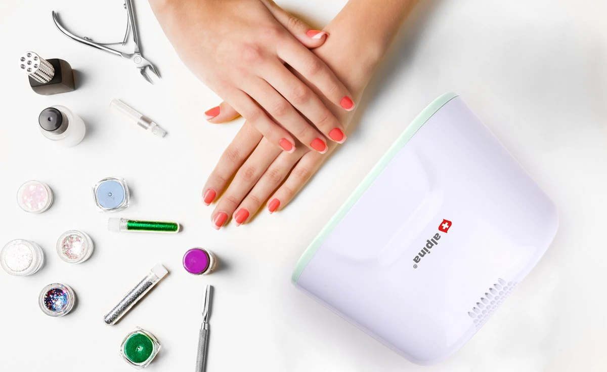 Alpina Nageldroger - Op Batterijen - Ventilator - Voor Nagels Van Vingers En Tenen - Compact 8 Alpina Nageldroger - Op Batterijen - Ventilator - Voor Nagels Van Vingers En Tenen - Compact - Afbeelding 6