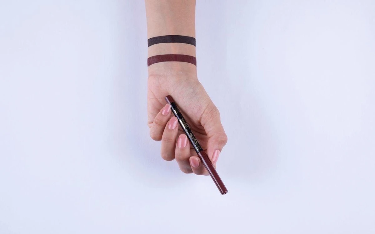 PUPA Milano Made To Last Definition Eye Pencil - 209 Intense Brown 4 PUPA Milano Made To Last Definition Eye Pencil - 209 Intense Brown - Afbeelding 2