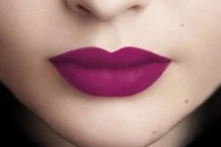 L'Oréal Paris Rouge Signature Lippenstift - 104 I Rebel - Paars - Matte Vloeibare Lipstick -Max Factor Winkel 1200x799