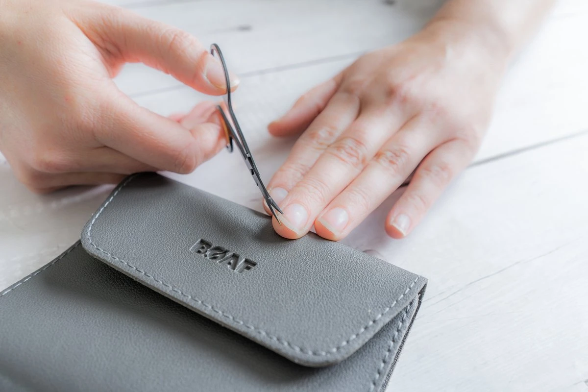 Merkloos Luxe 16-delige | Manicure Set | Met Lederen Opbergetui | Manicureset | Nagelknipper | Grijs 6 Merkloos Luxe 16-delige | Manicure Set | Met Lederen Opbergetui | Manicureset | Nagelknipper | Grijs - Afbeelding 4