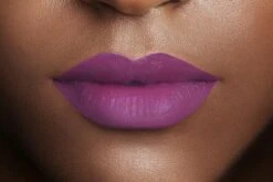 L'Oréal Paris Rouge Signature Lippenstift - 104 I Rebel - Paars - Matte Vloeibare Lipstick -Max Factor Winkel 1200x800 6