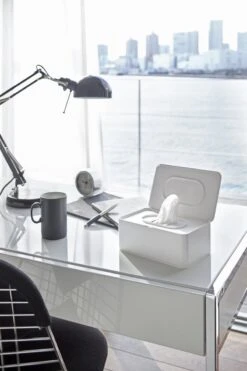 Yamazaki Bakje Voor Vochtige Doekjes - Wit - Met Deksel 27 Yamazaki Bakje Voor Vochtige Doekjes - Wit - Met Deksel -Max Factor Winkel 800x1200 19