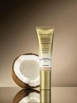Max Factor Miracle Second Skin Foundation - 03 Light -Max Factor Winkel 900x1200 1