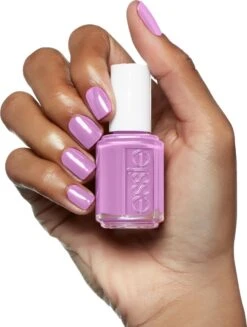 Essie Play Date 102 - Lila - Nagellak -Max Factor Winkel 906x1200 4