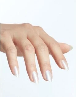 OPI Infinite Shine - This Color Hits All The High Notes - Nagellak Met Geleffect -Max Factor Winkel 931x1200 5