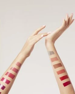 L'Oréal Paris Color Riche Shine Lippenstift - 352 BeautyGuru 16 L'Oréal Paris Color Riche Shine Lippenstift - 352 BeautyGuru -Max Factor Winkel 960x1200 3