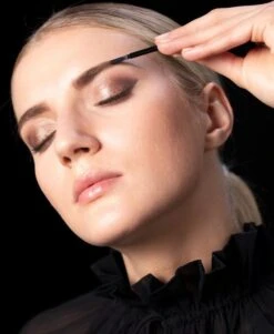 SYOSS Wenkbrauwverf 1-1 Zwart - 1 Stuk 10 SYOSS Wenkbrauwverf 1-1 Zwart - 1 Stuk -Max Factor Winkel 986x1200 1